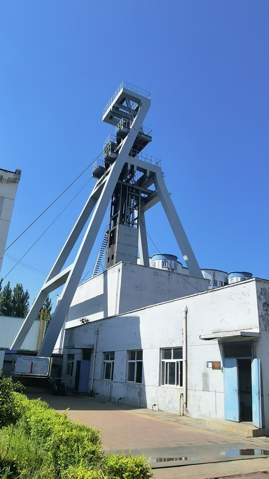 礦井井口電采暖機組獲多項專利，創(chuàng)新引領(lǐng)市場